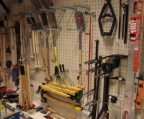 - handgereedschap voor de professional en particulier
- stratenmakersgereedschap
